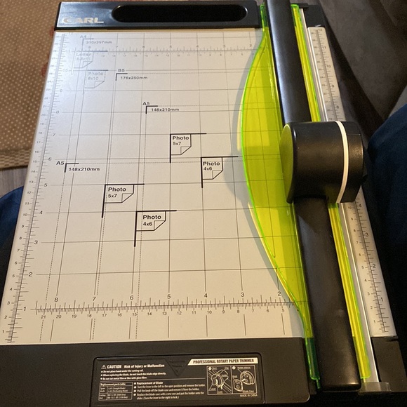 Carl Office Carl 2 Inch Professional Rotary Paper Trimmer Sheet